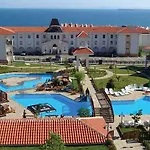 Kambani Arnel , Marina Apartment