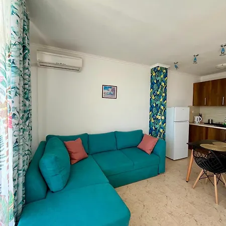 Kambani Arnel , Marina Apartament Sveti Vlas